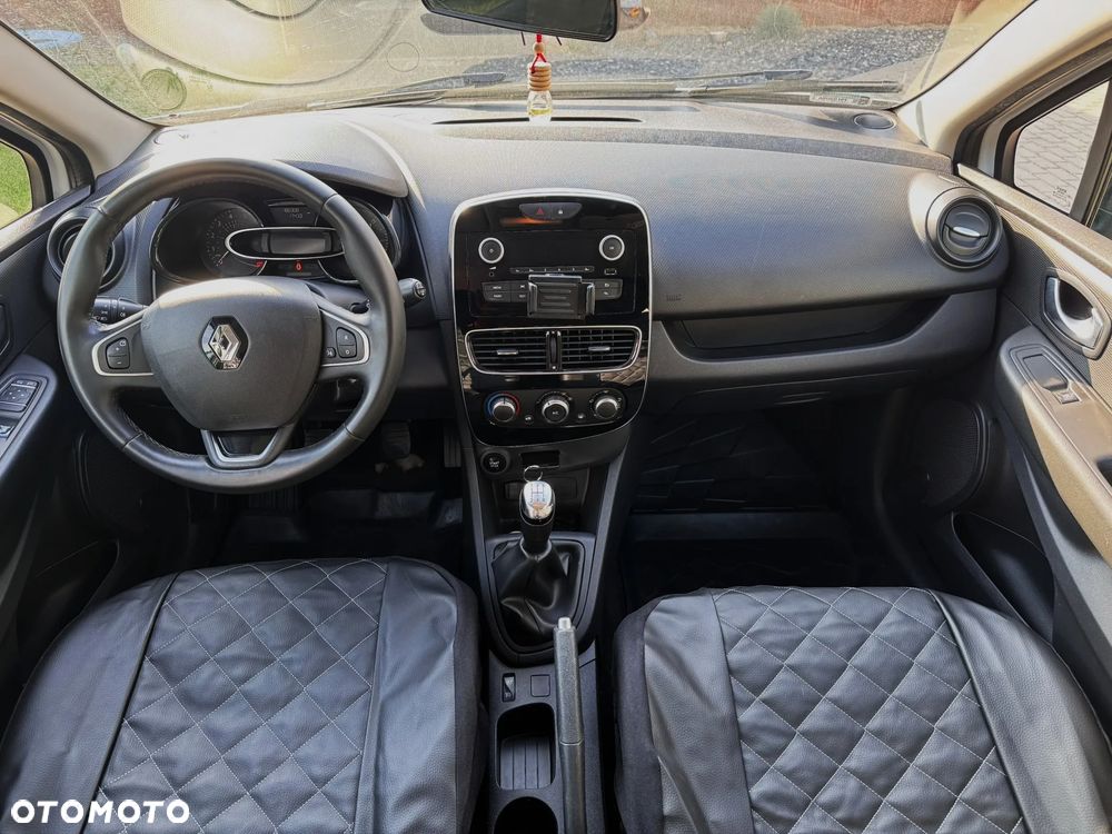 Renault Clio - 18