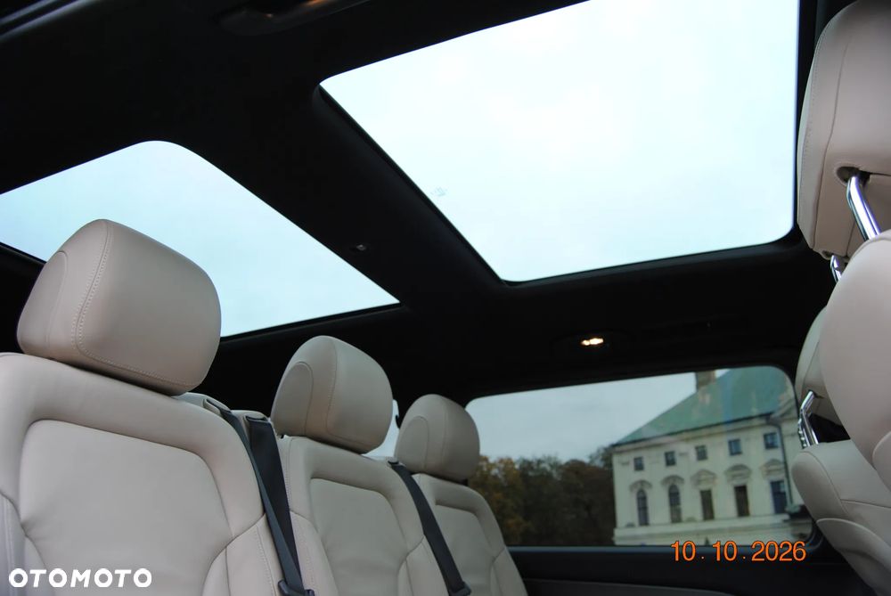 Mercedes-Benz Klasa V - 36