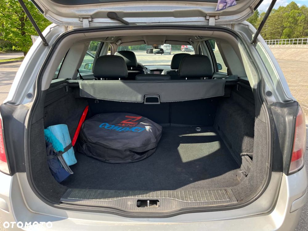 Opel Astra 1.6 - 9