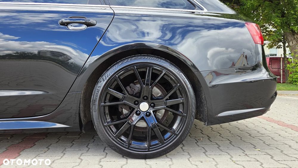 Audi A6 Avant 2.0 TDI Ultra S tronic - 32