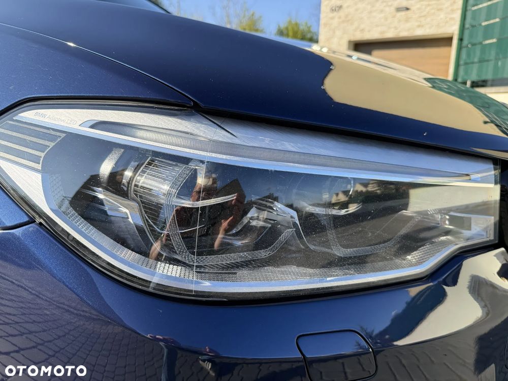 BMW Seria 5 520d xDrive M Sport sport - 23