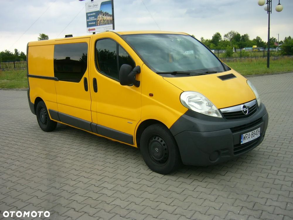 Opel Vivaro LONG 2,5 dci 115 Ps - 3