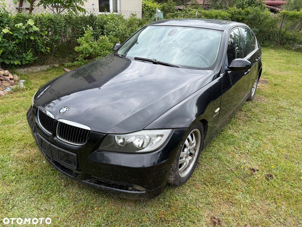 BMW Seria 3 325i - 1