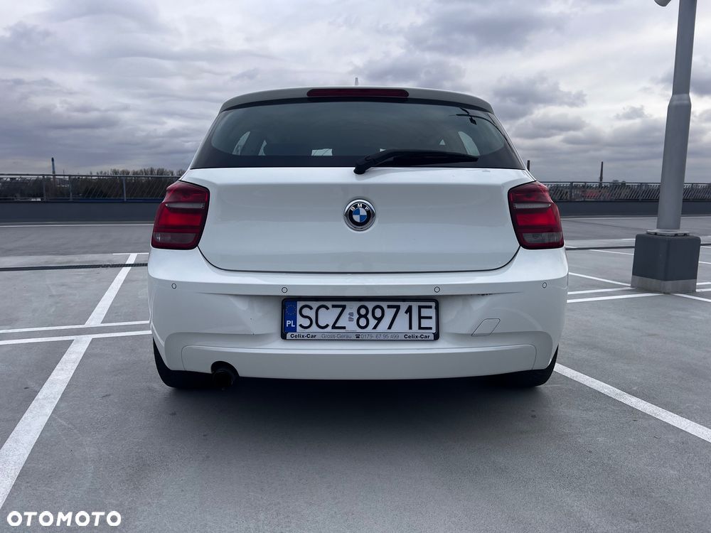 BMW Seria 1 114i - 8