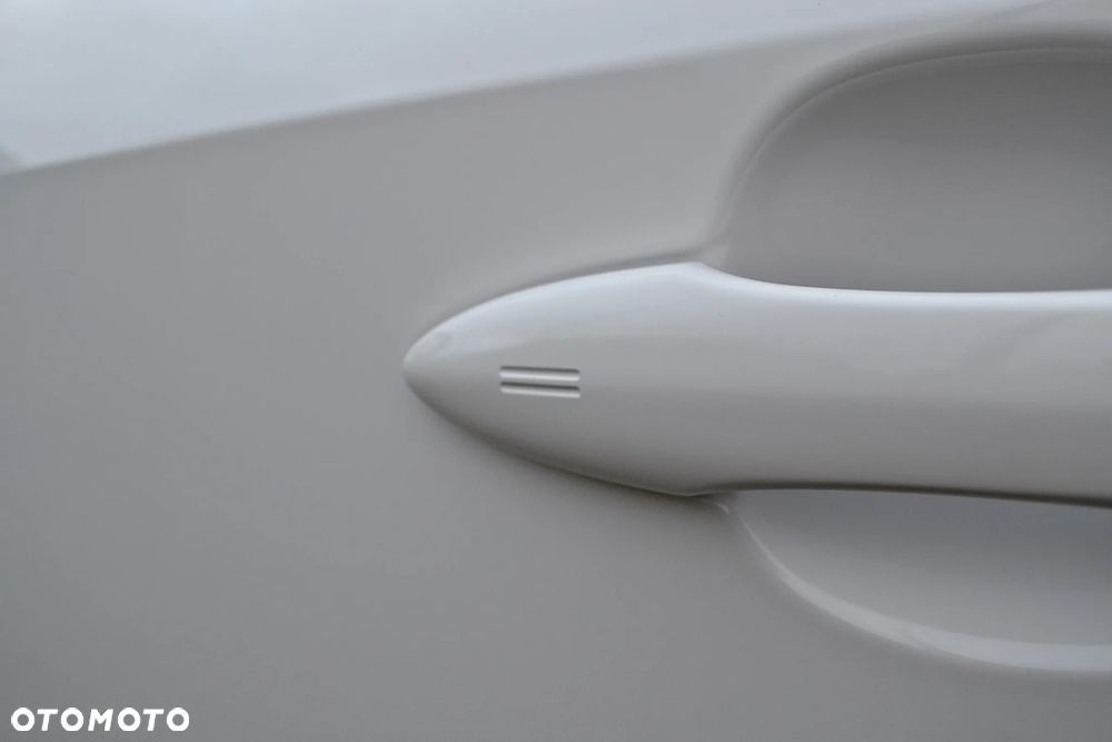 Toyota Corolla 2.0 Hybrid Comfort - 38