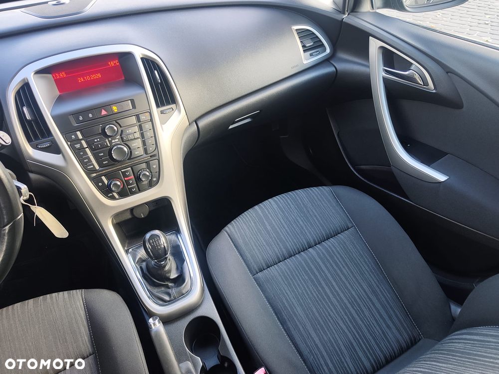 Opel Astra - 14