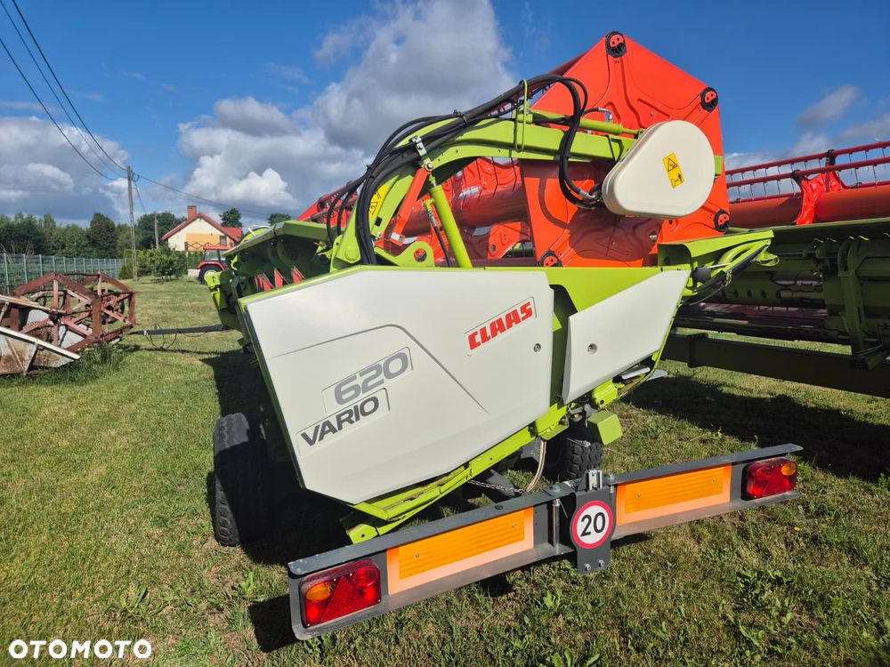 Claas Tucano 440 z hederem Vario 620 i przystawką do kukurydzy Olimac - 27