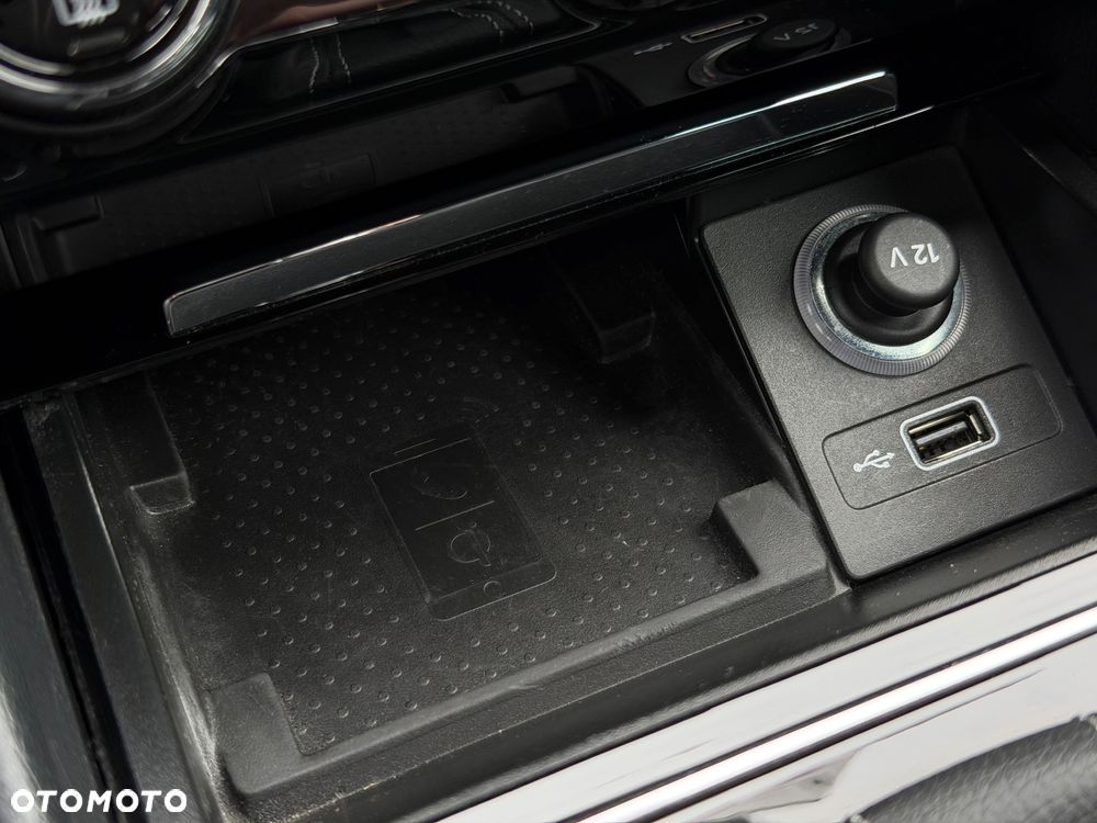 Skoda Superb 2.0 TDI 4x4 Sportline DSG - 37