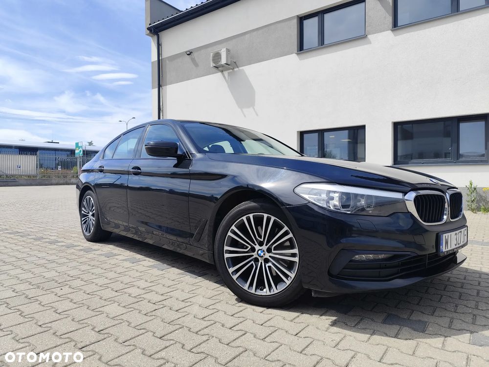 BMW Seria 5 520d Sport Line sport - 9