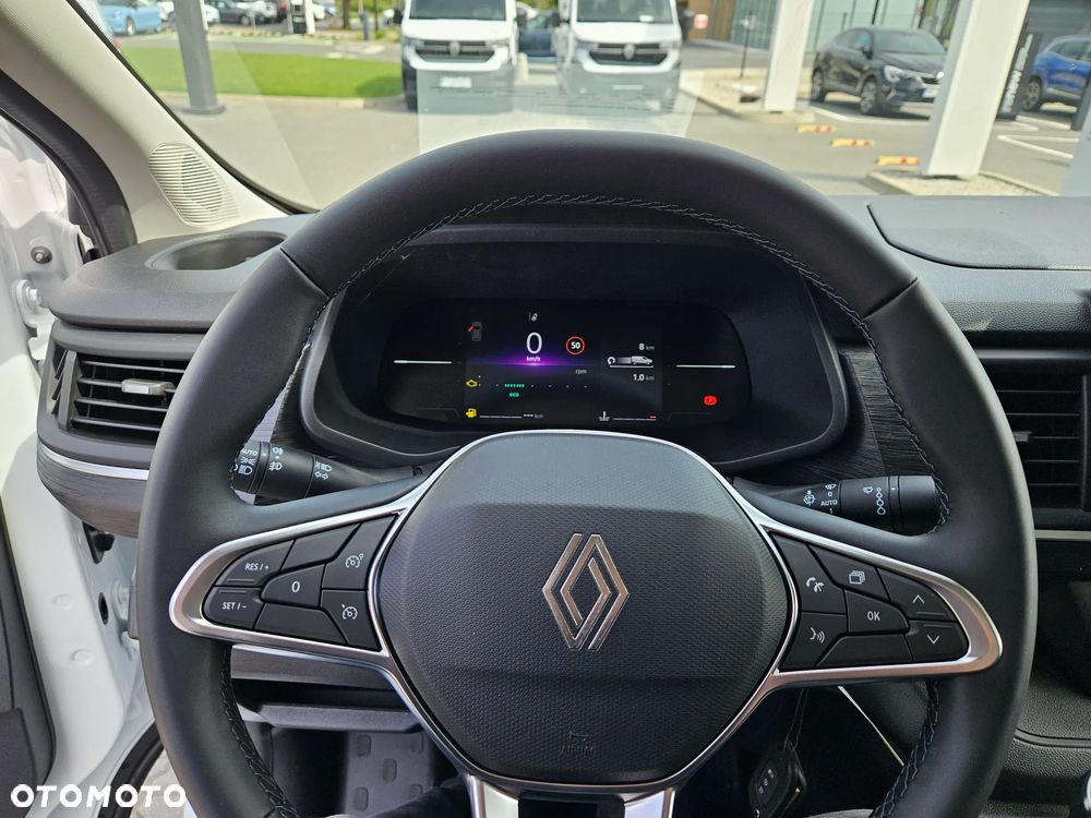 Renault Trafic L2H1 długi 2.0dCi 150 KM - 19