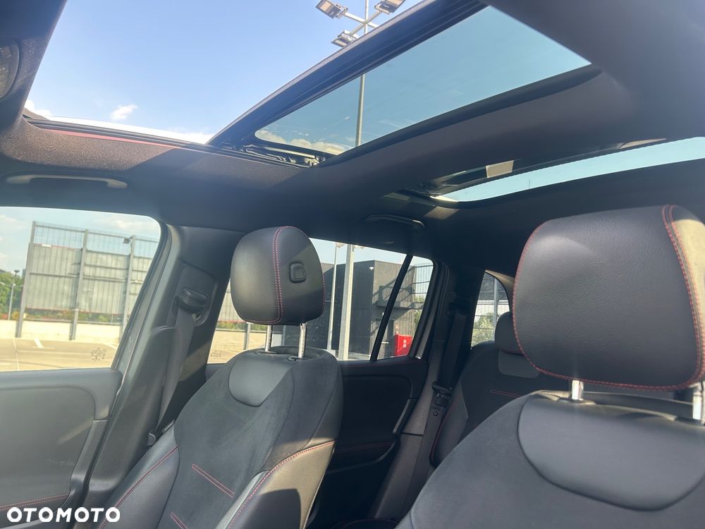 Mercedes-Benz GLB 220 d 4-Matic AMG Line 8G-DCT - 16