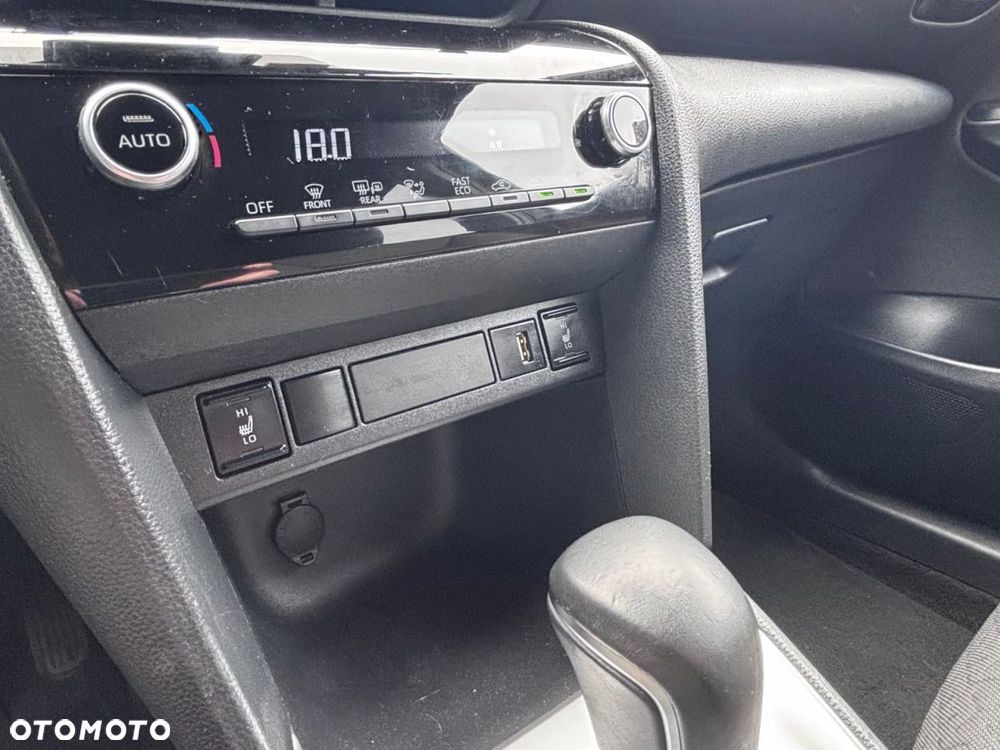 Toyota Yaris Cross Hybrid 1.5 Comfort - 24