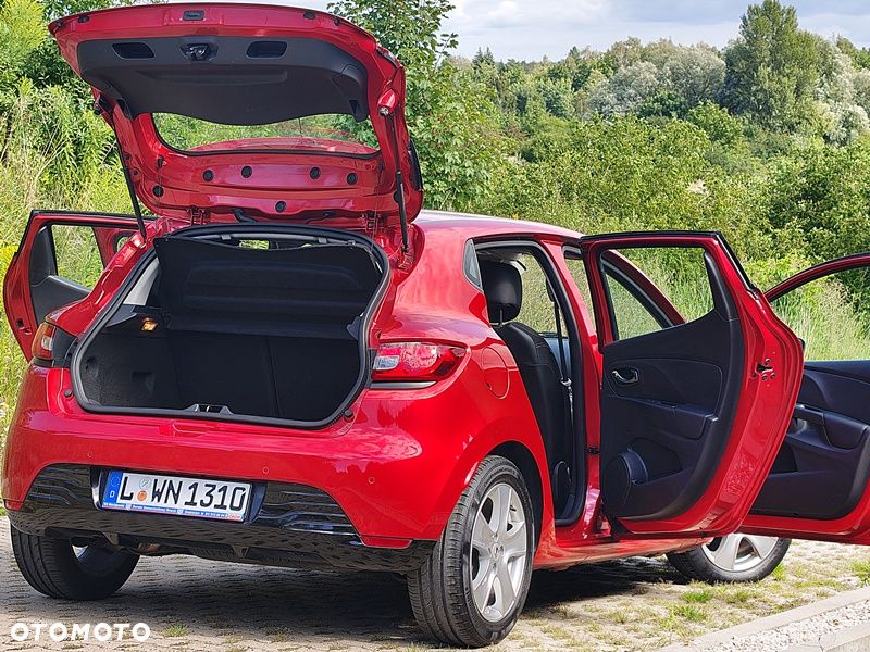 Renault Clio 1.2 16V 75 Luxe - 38