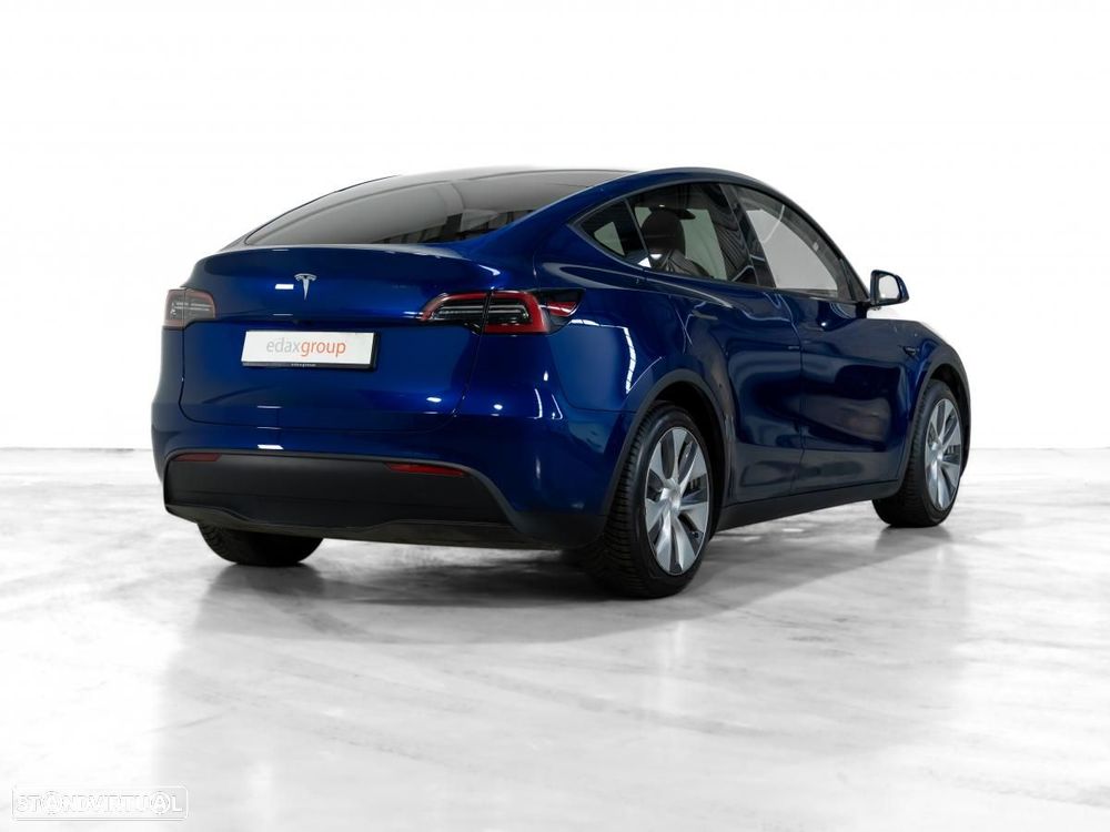 Tesla Model Y RWD - 3