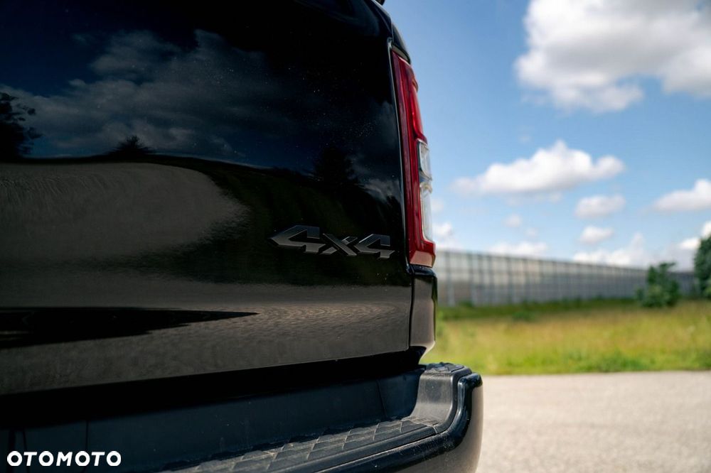 RAM 1500 - 14