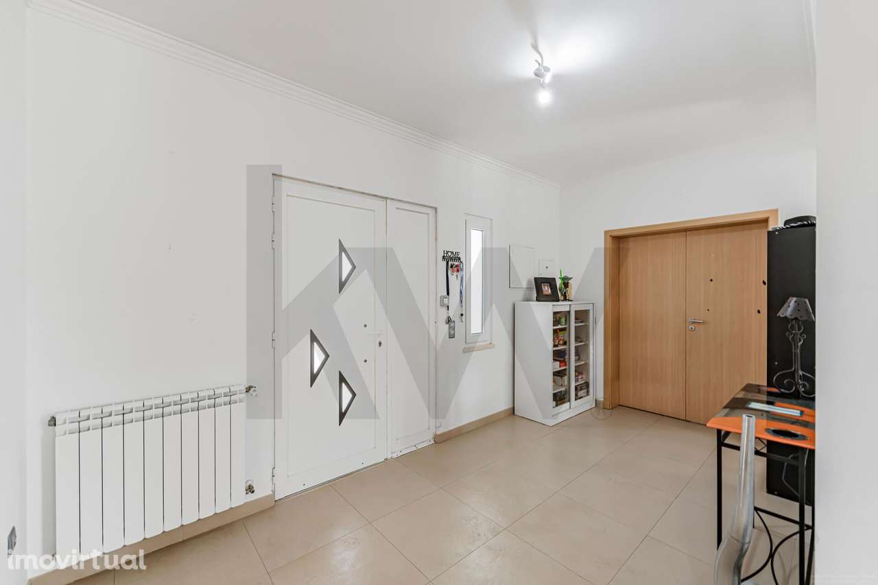 Moradia T4+1 Vendas Novas com Piscina - Évora - Grande imagem: 2/47