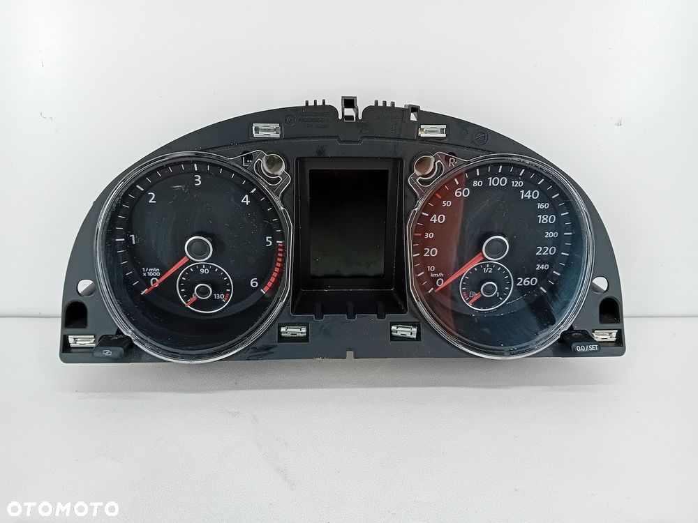 LICZNIK VW PASSAT B7 3AA920870D 2.0 TDI - 1