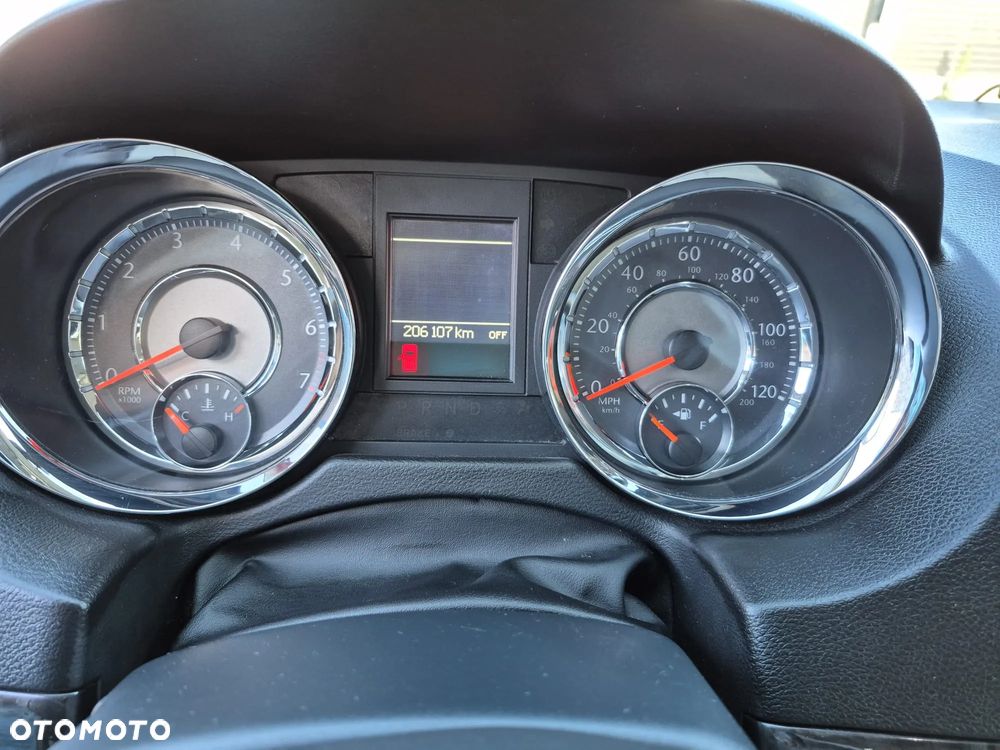 Chrysler Town & Country 3.6 Touring - 14