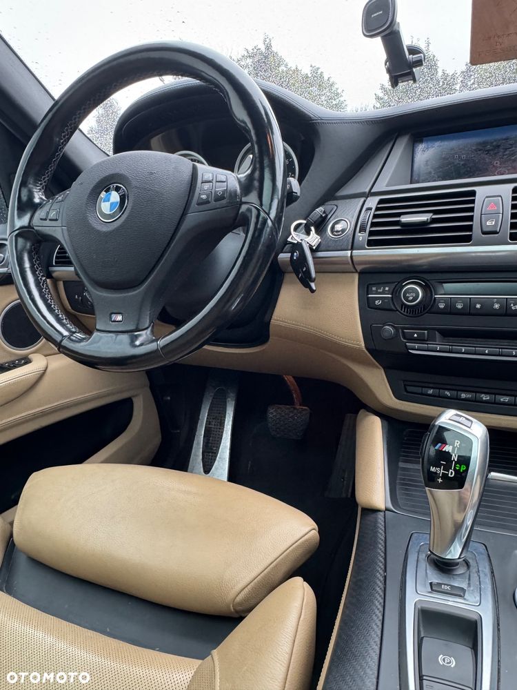BMW X6M - 18
