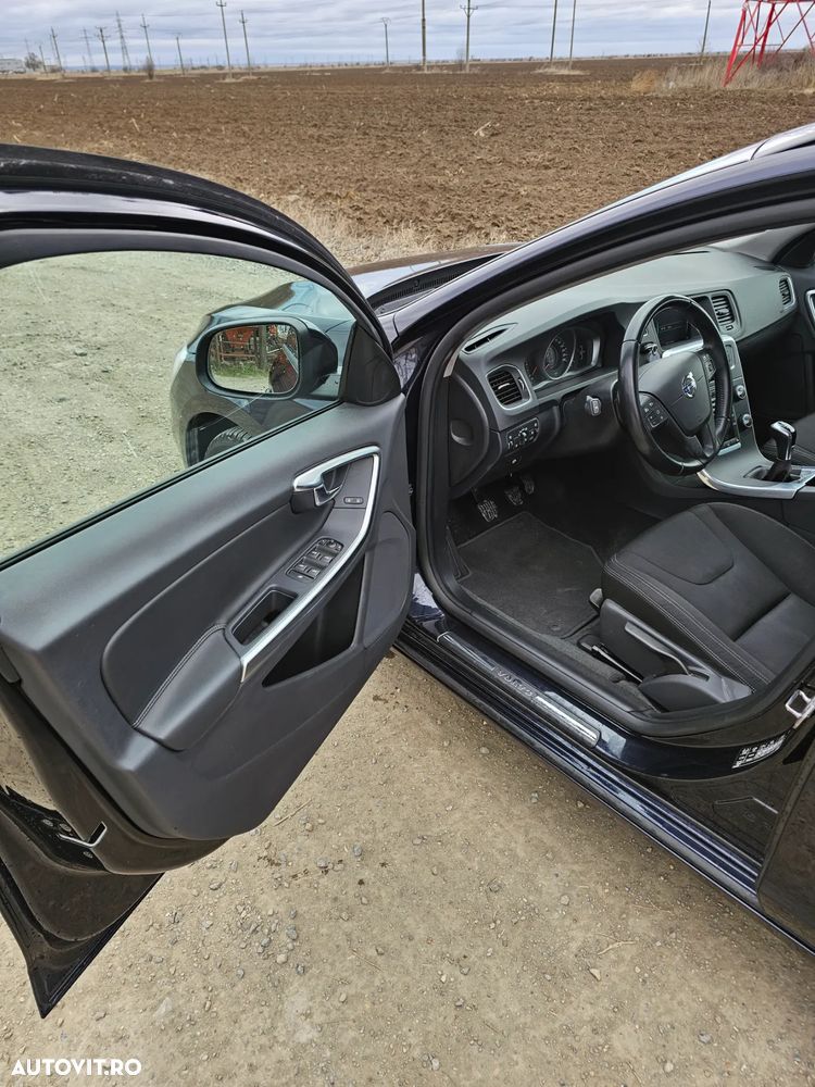 Volvo V60 D2 - 11