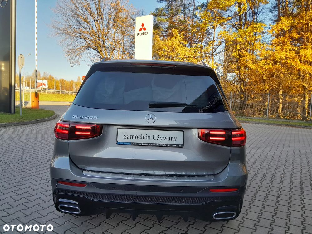 Mercedes-Benz GLB 200 AMG Line 7G-DCT - 6