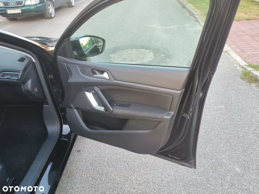 Peugeot 308 1.6 BlueHDi Business Line S&S - 12