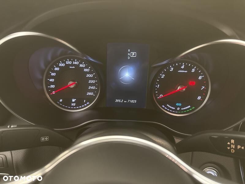 Mercedes-Benz GLC - 14