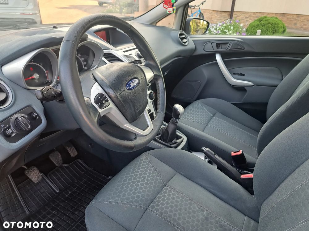 Ford Fiesta 1.25 Titanium - 8