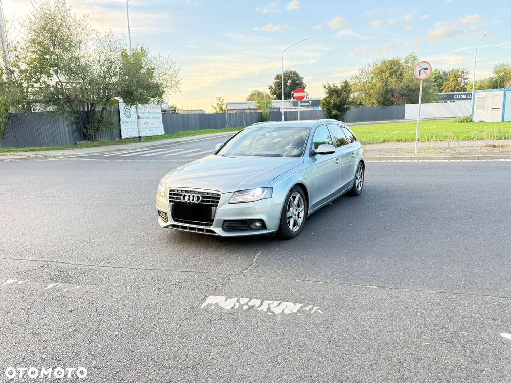 Audi A4 - 1