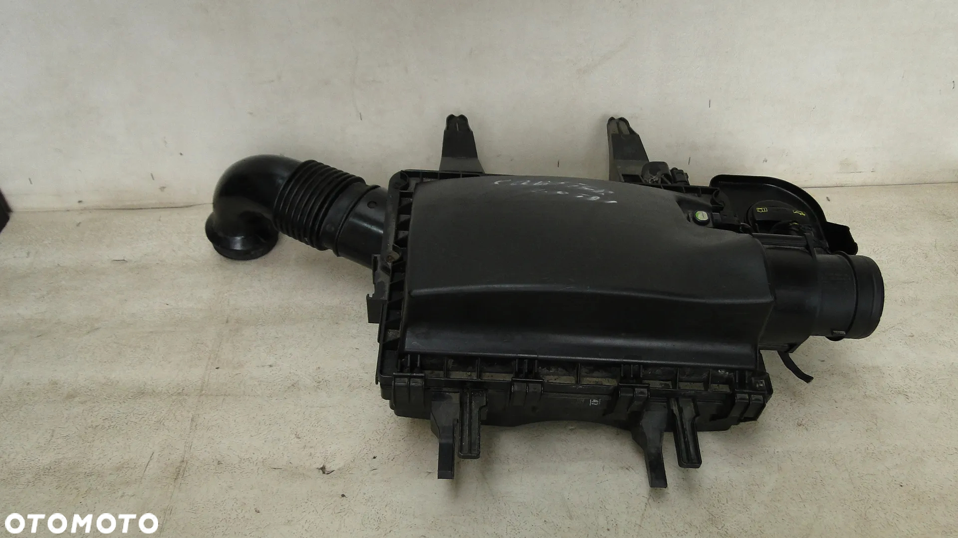 VW CRAFTER OBUDOWA FILTRA POWIETRZA PRZEPŁYWOMIERZ 2.0TDI - 2