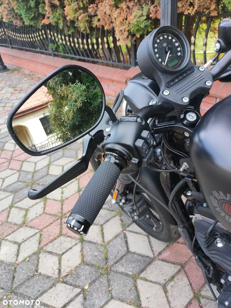 Harley-Davidson Sportster Iron 883 - 12