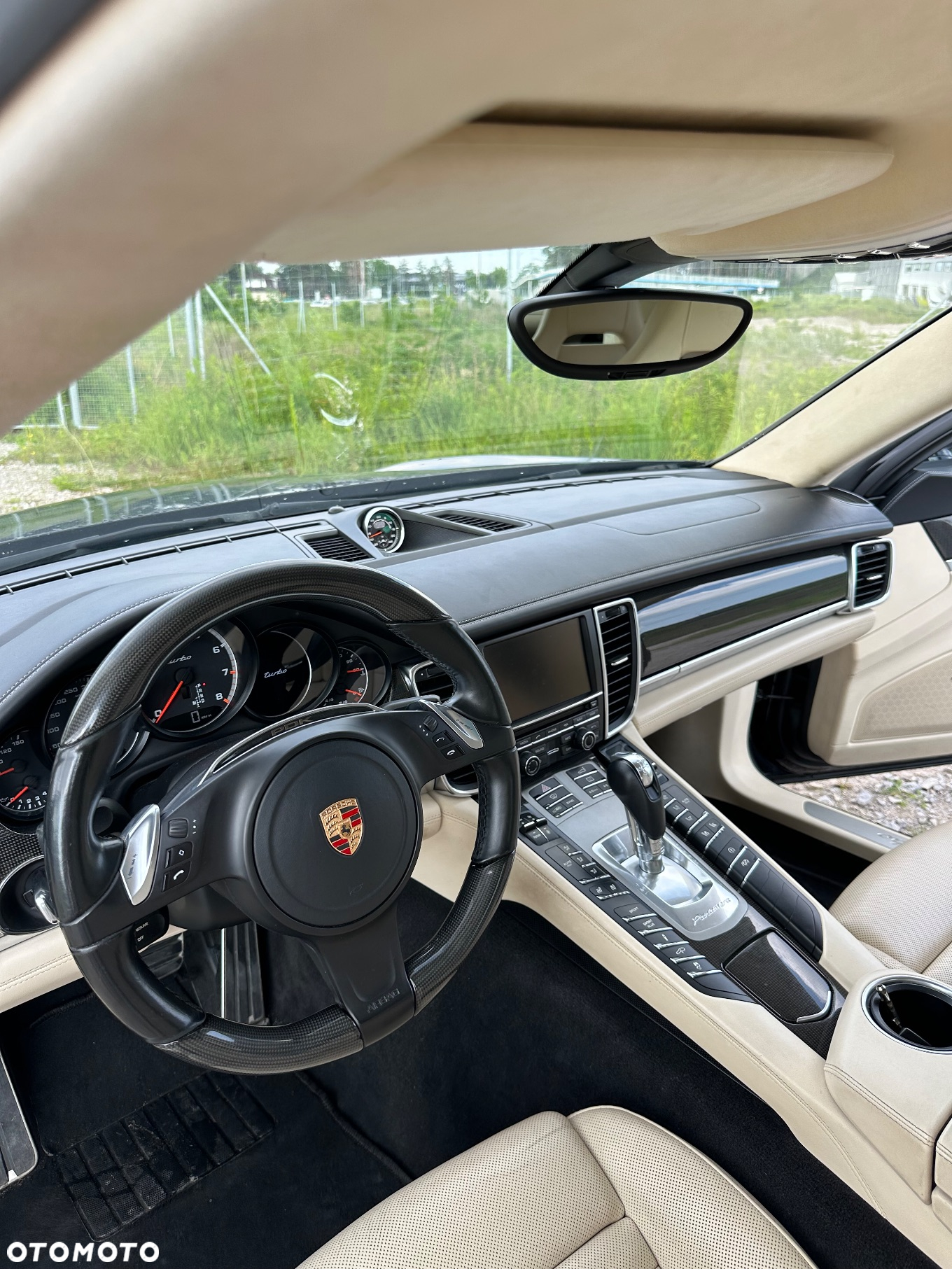 Porsche Panamera Turbo - 11