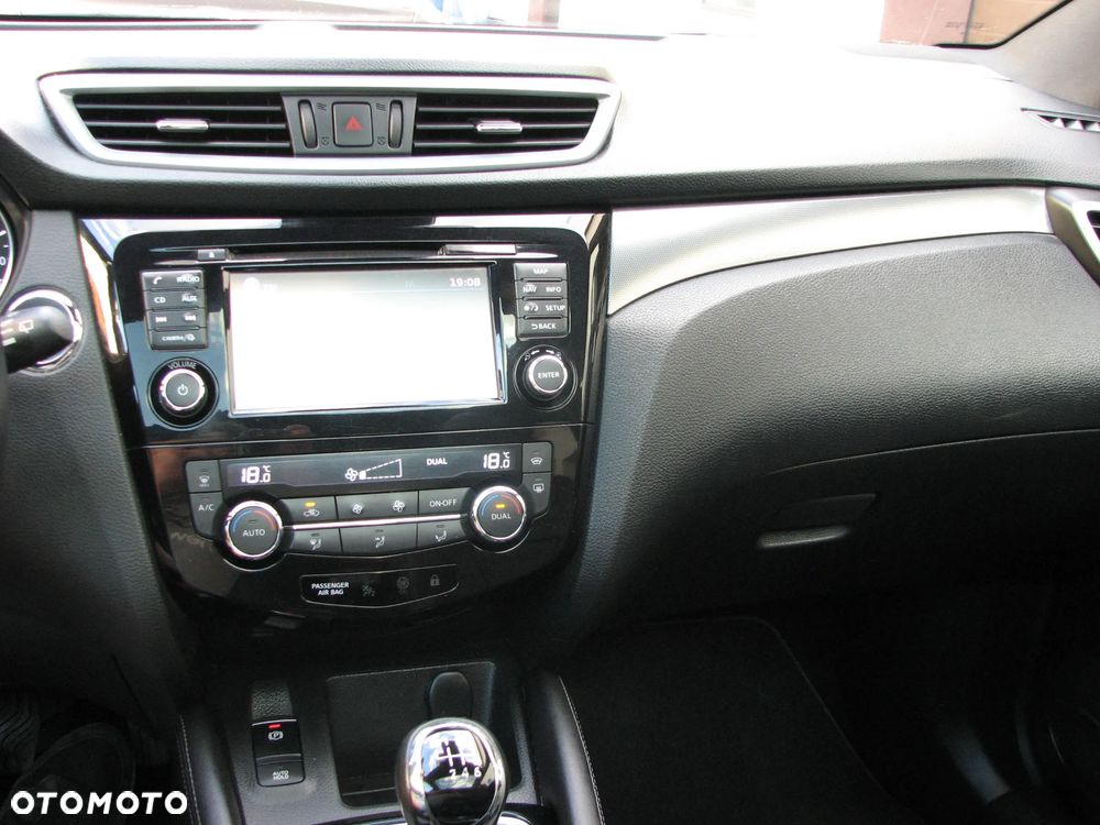 Nissan Qashqai 1.2 DIG-T Tekna+ - 23