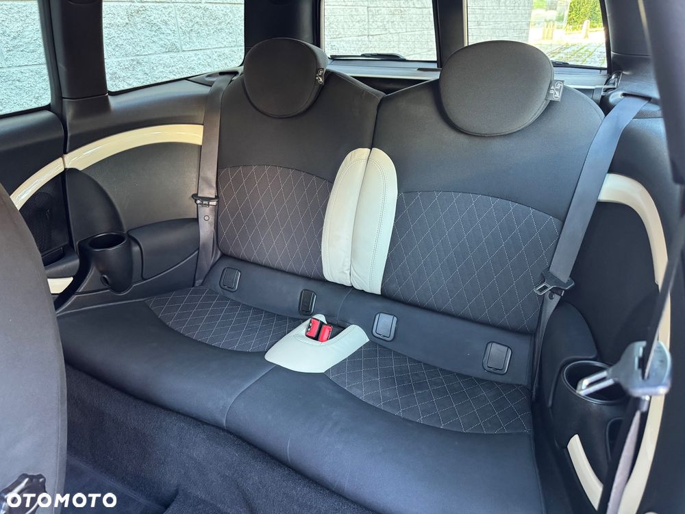 MINI Clubman Cooper S Hampton - 19