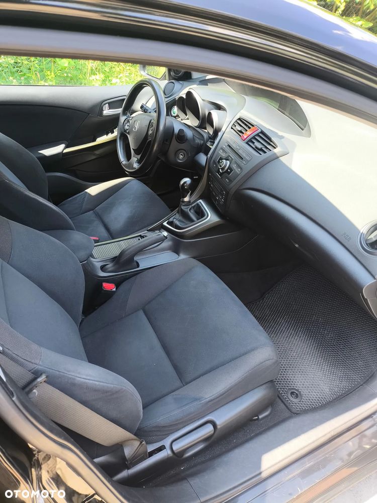 Honda Civic 1.4 Sport - 12