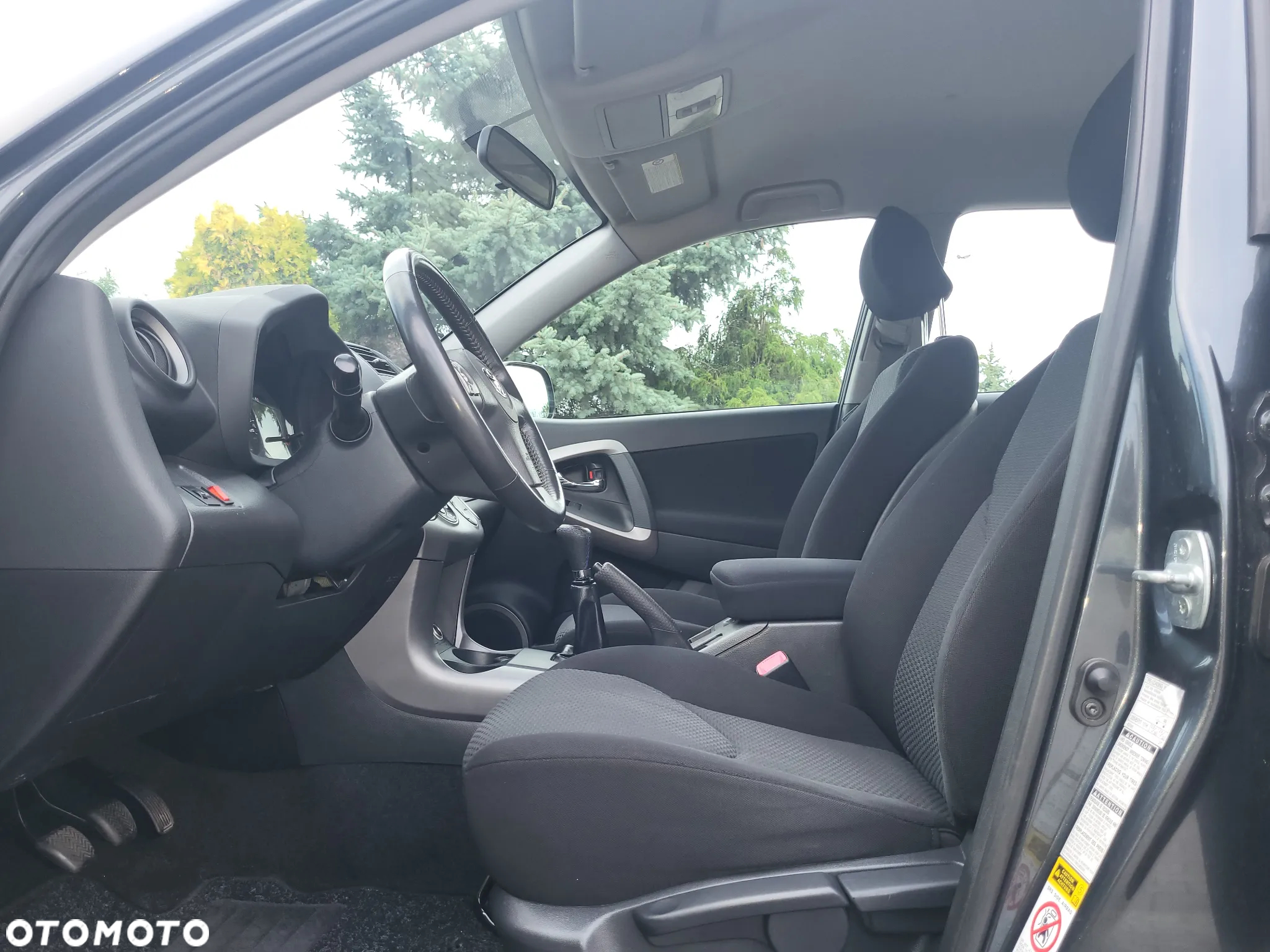 Toyota RAV4 2.0 VVT-i Sol - 12