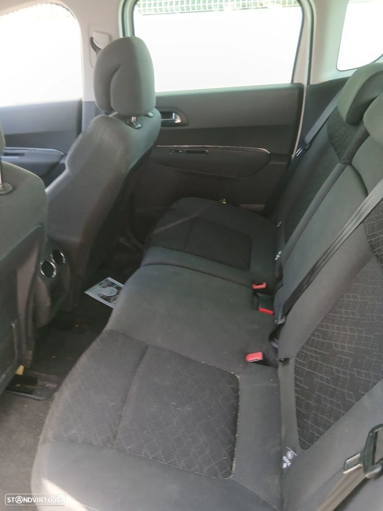 Peugeot 3008 - 6