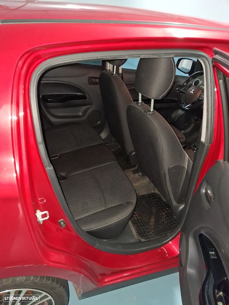 Mitsubishi Space Star - 7