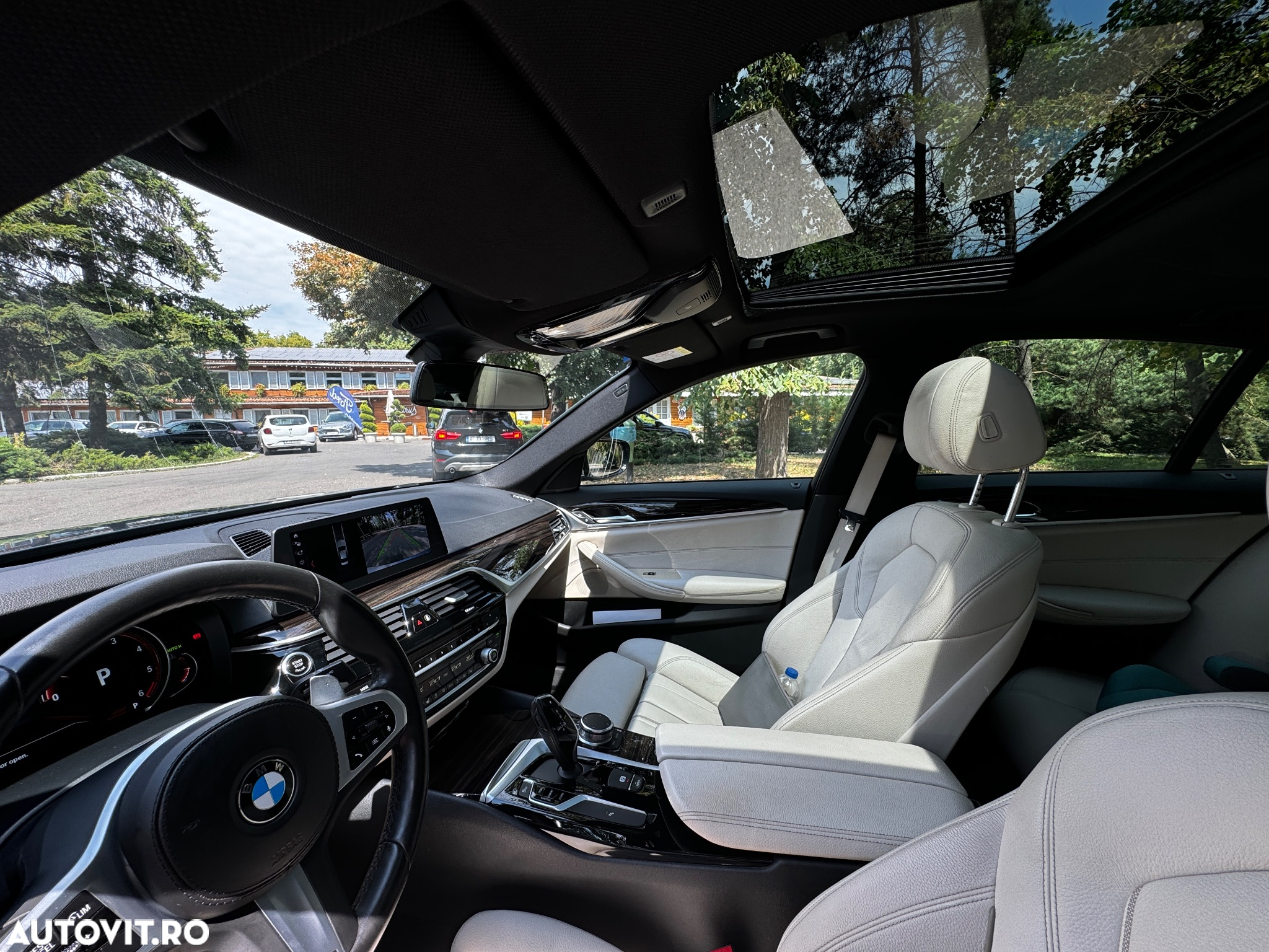 BMW Seria 5 520d AT - 14