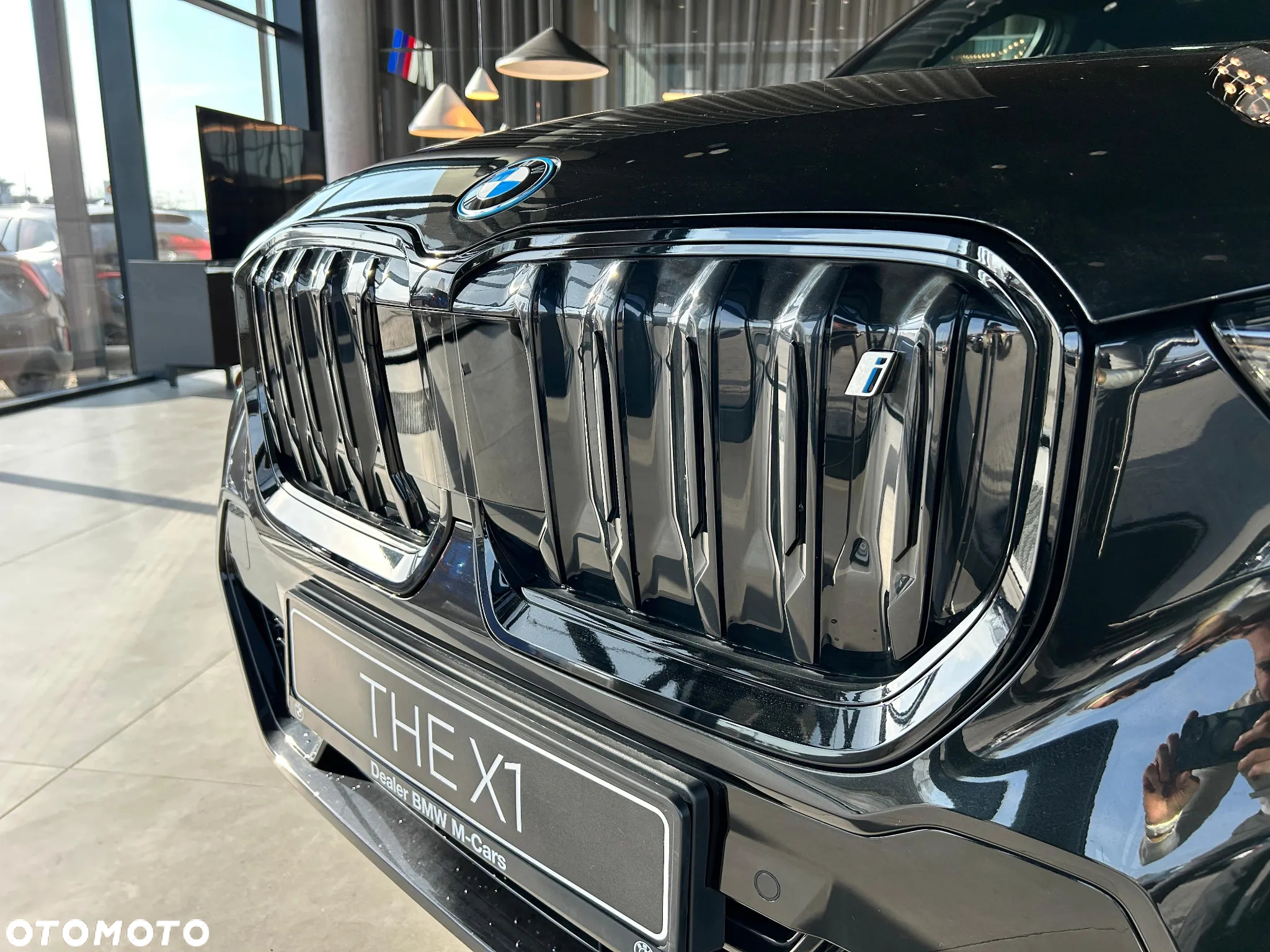 BMW iX1 xDrive30 M Sport - 12