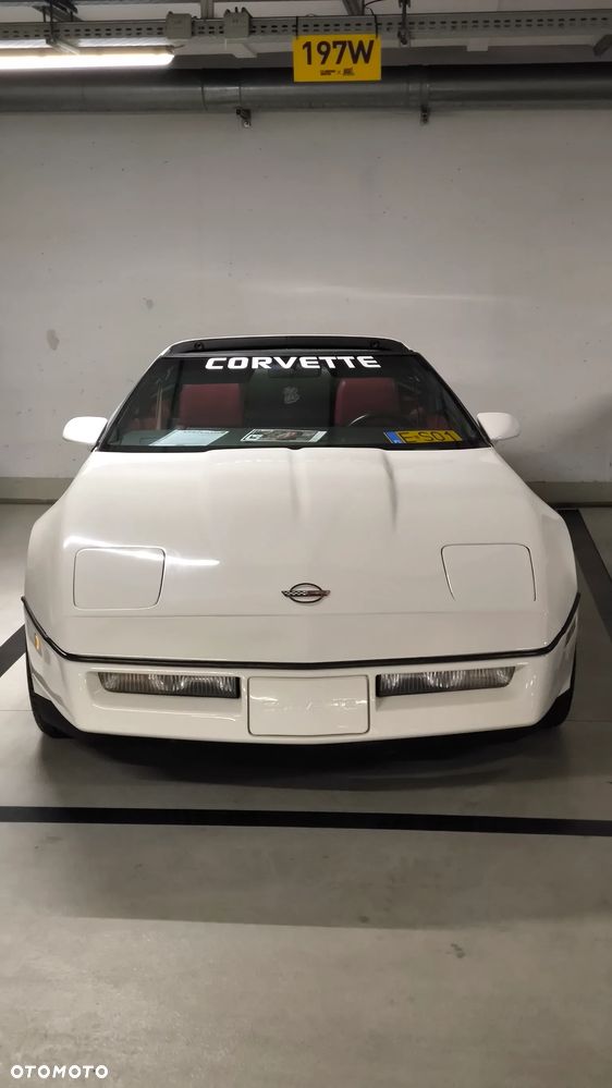 Chevrolet Corvette - 1