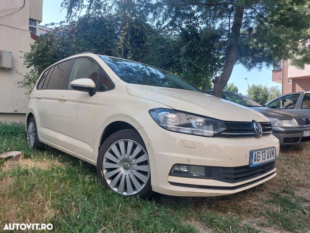 Volkswagen Touran - 3