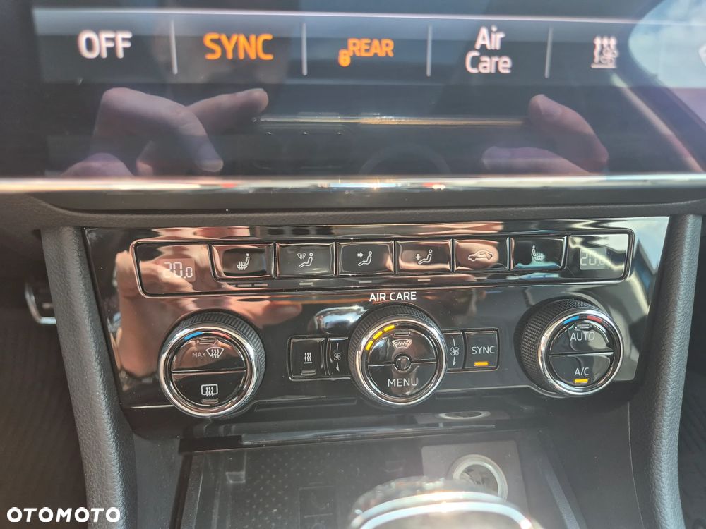 Skoda Superb 2.0 TDI Style DSG - 20
