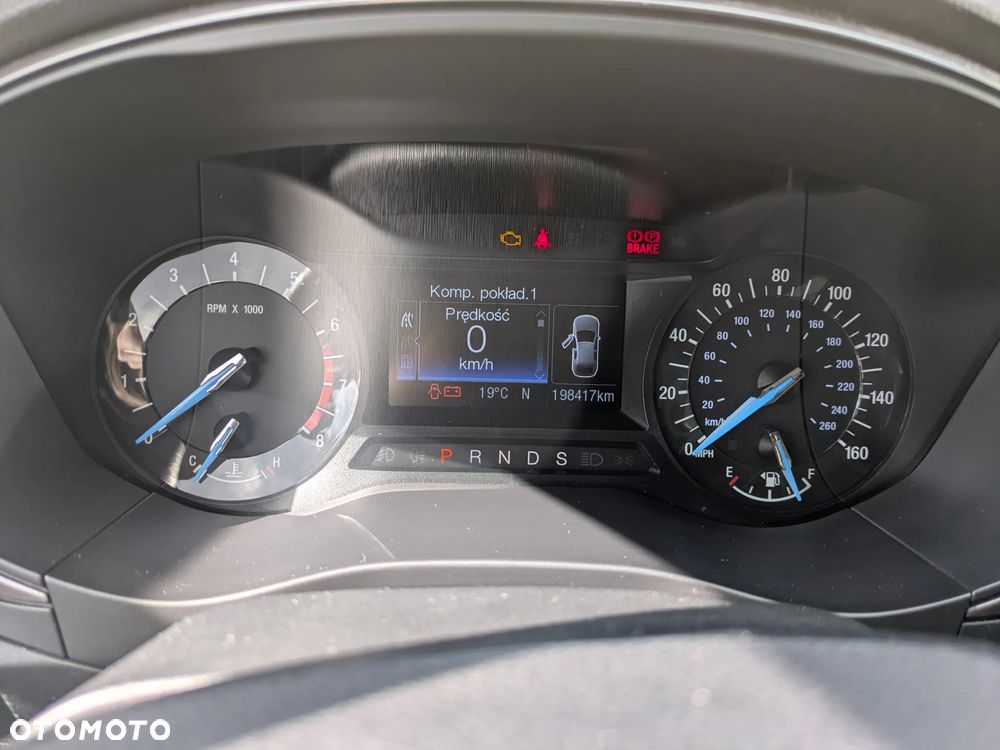 Ford Fusion - 9