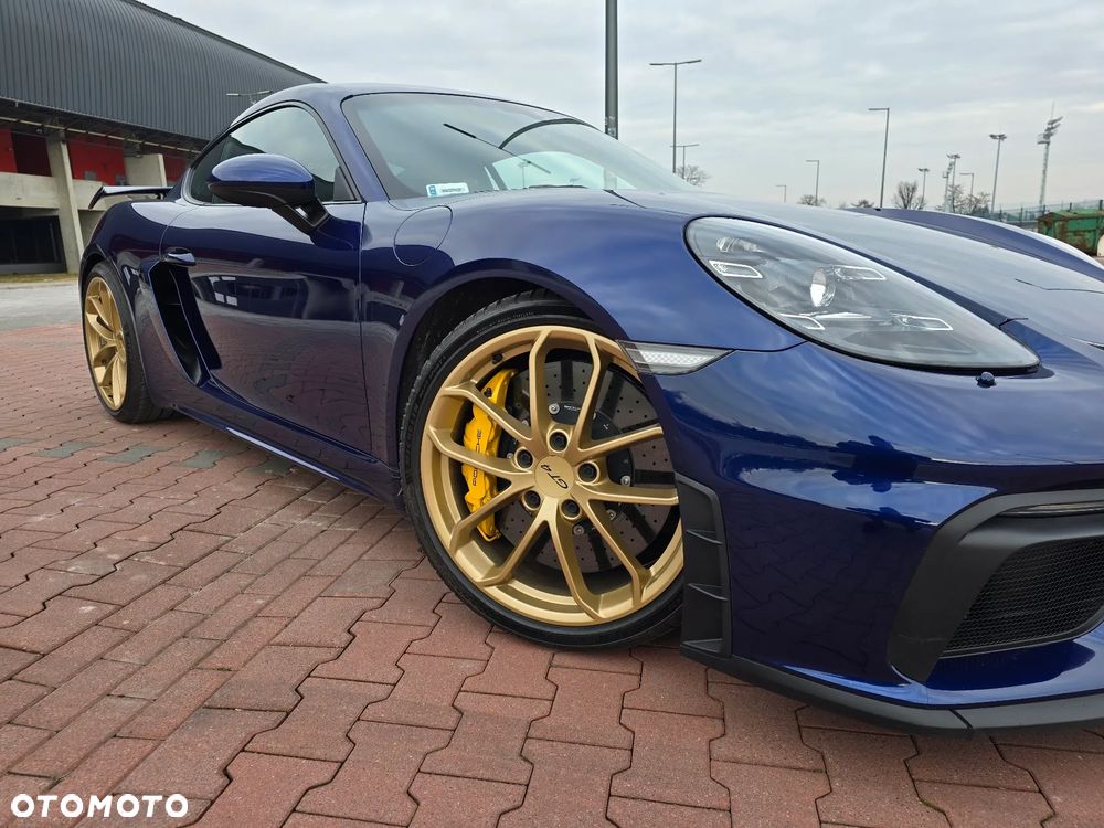 Porsche 718 Cayman - 14