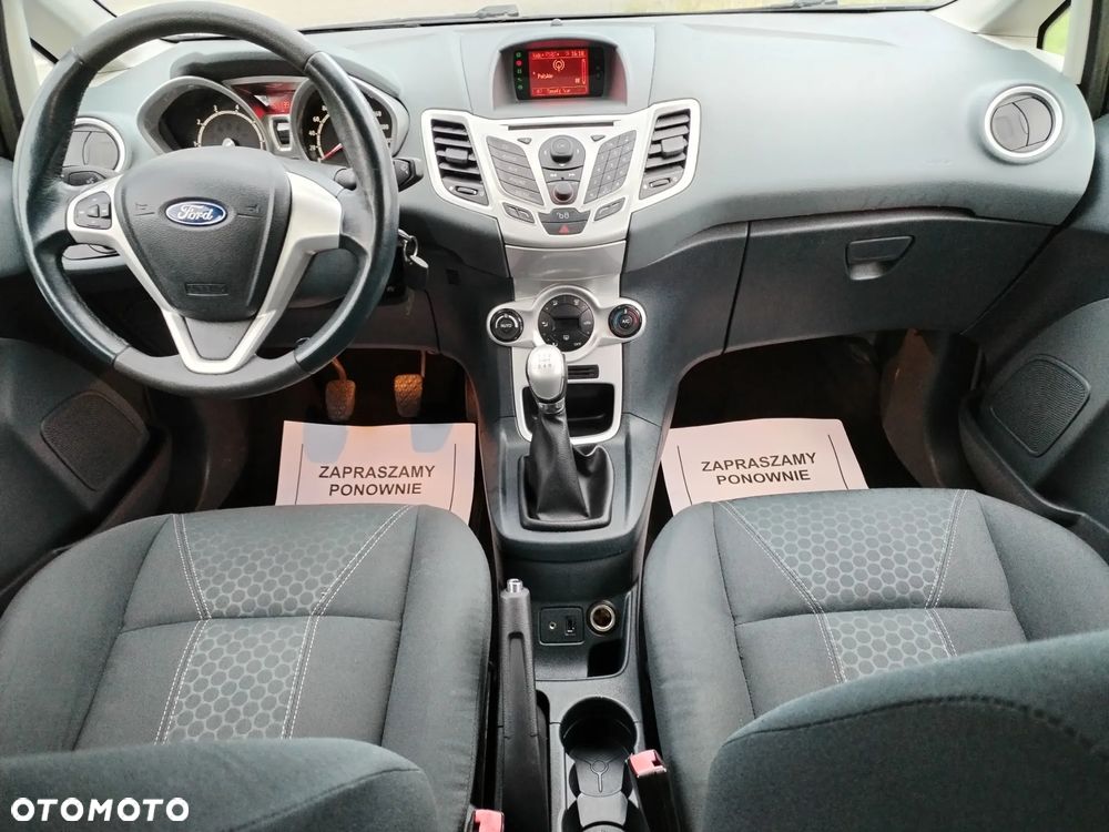 Ford Fiesta - 22
