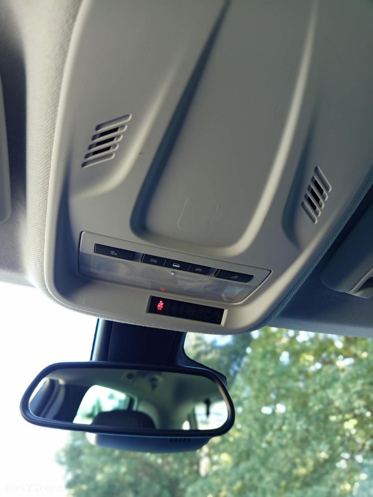 Opel Crossland X - 31