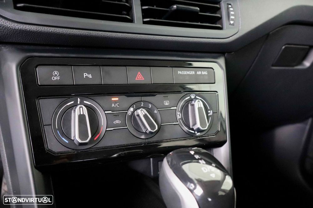 VW T-Cross 1.0 TSI Life DSG - 33