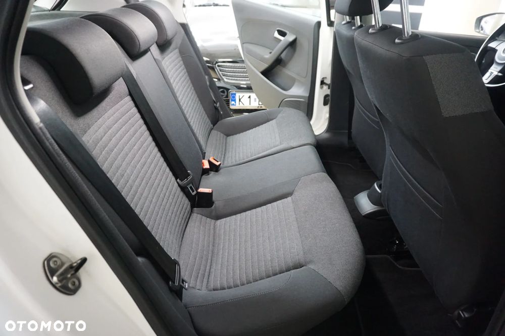 Volkswagen Polo 1.6 TDI Comfortline - 25