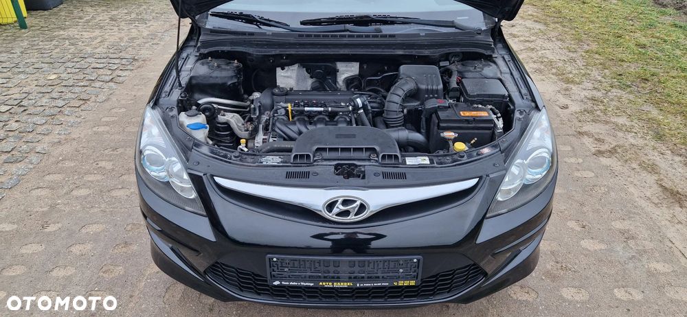 Hyundai i30 i30cw 1.4 UEFA EURO 2012 Edition - 23